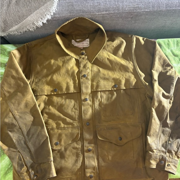 Filson Other - Filson Tan unlined cruiser jacket size Large